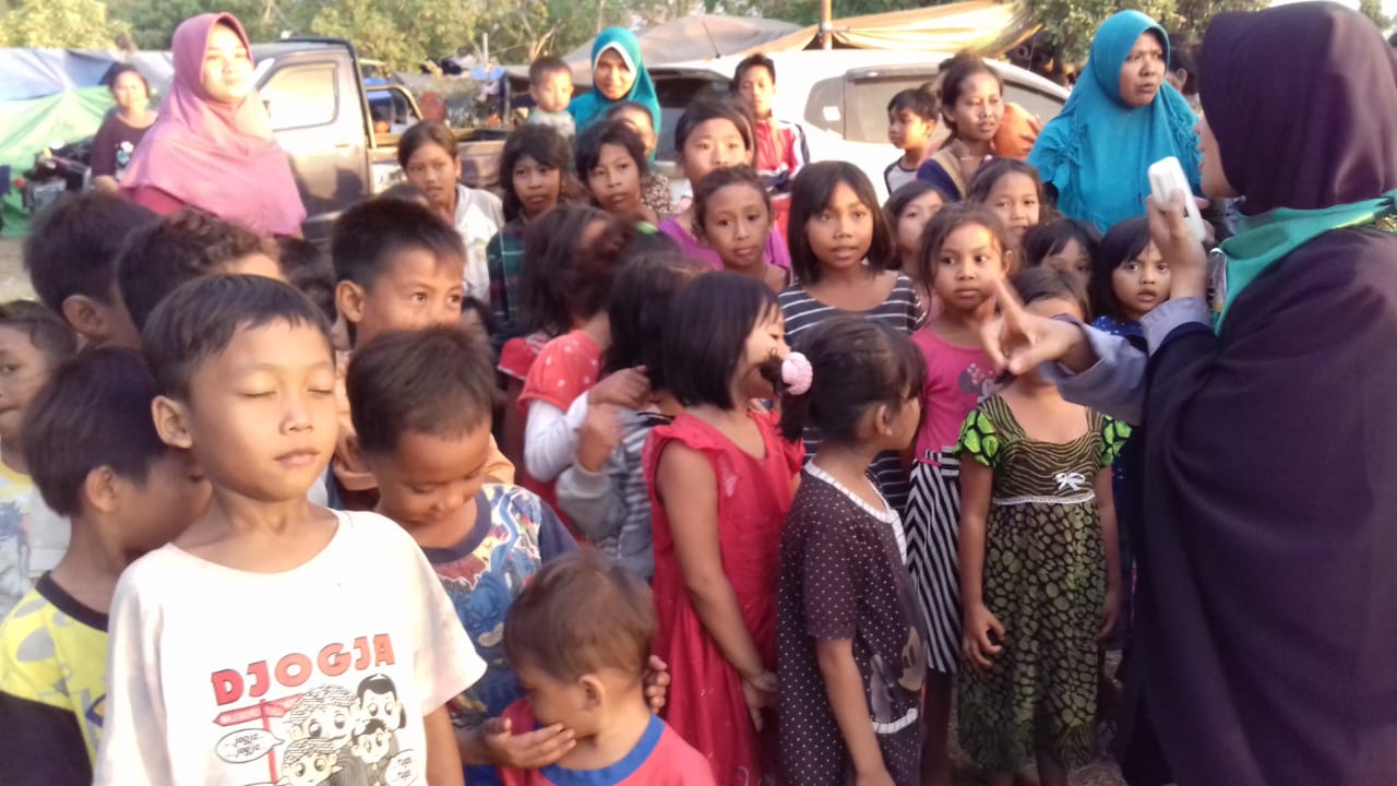 Muslimah Wahdah Islamiyah Pusat kirim Relawan Trauma Healing di Lombok